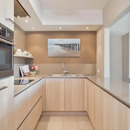 شقة Fantastic Sunny And Modern Apartment Nearby The Beach In Knokke-Heist *